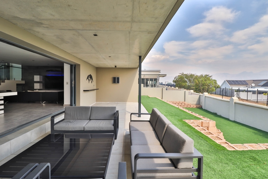 3 Bedroom Property for Sale in Fairhaven Country Estate Western Cape
